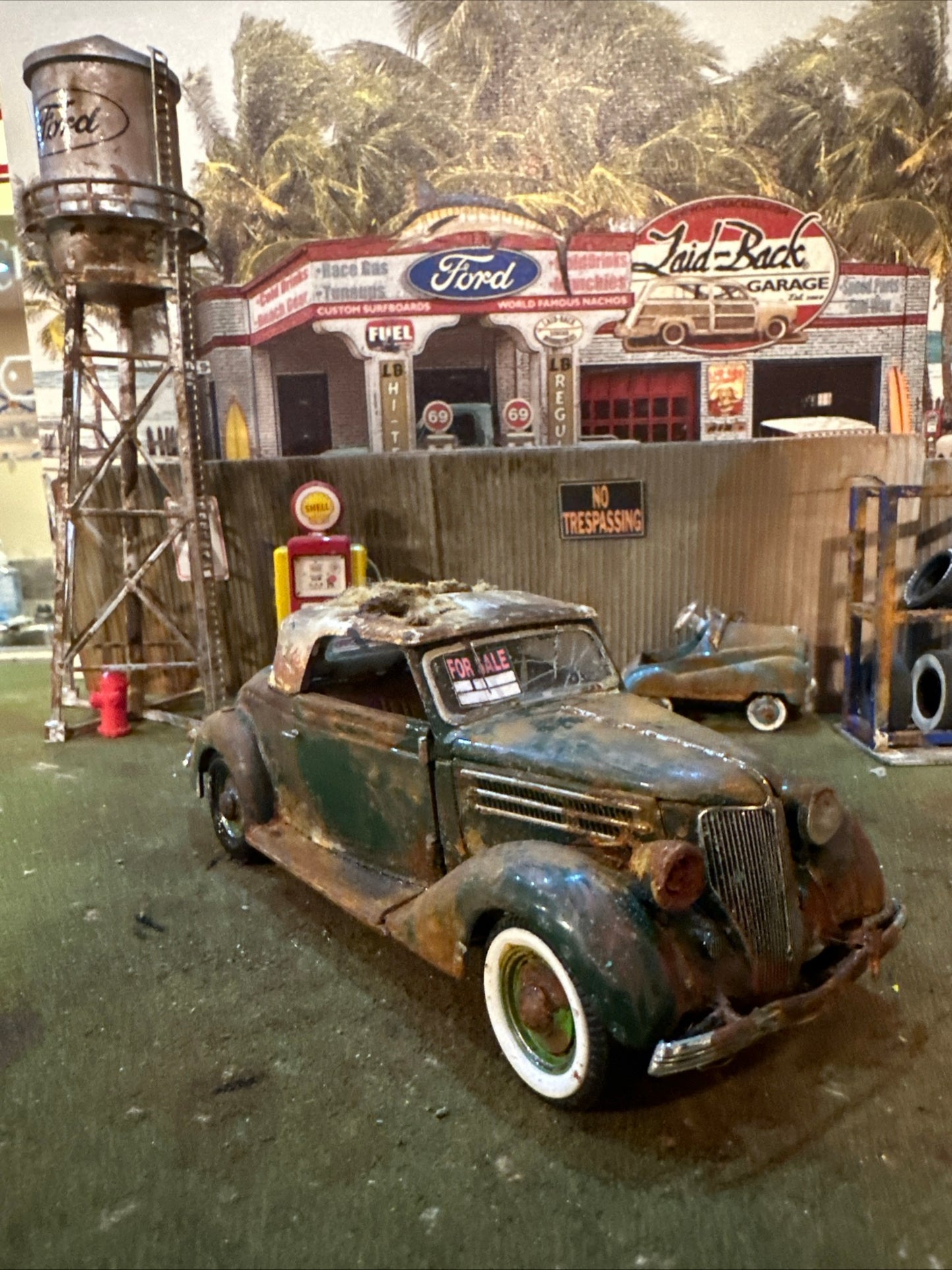 1936 Ford Convertible - Barn Find Cars - 1:24 DIECAST - Franklin Mint