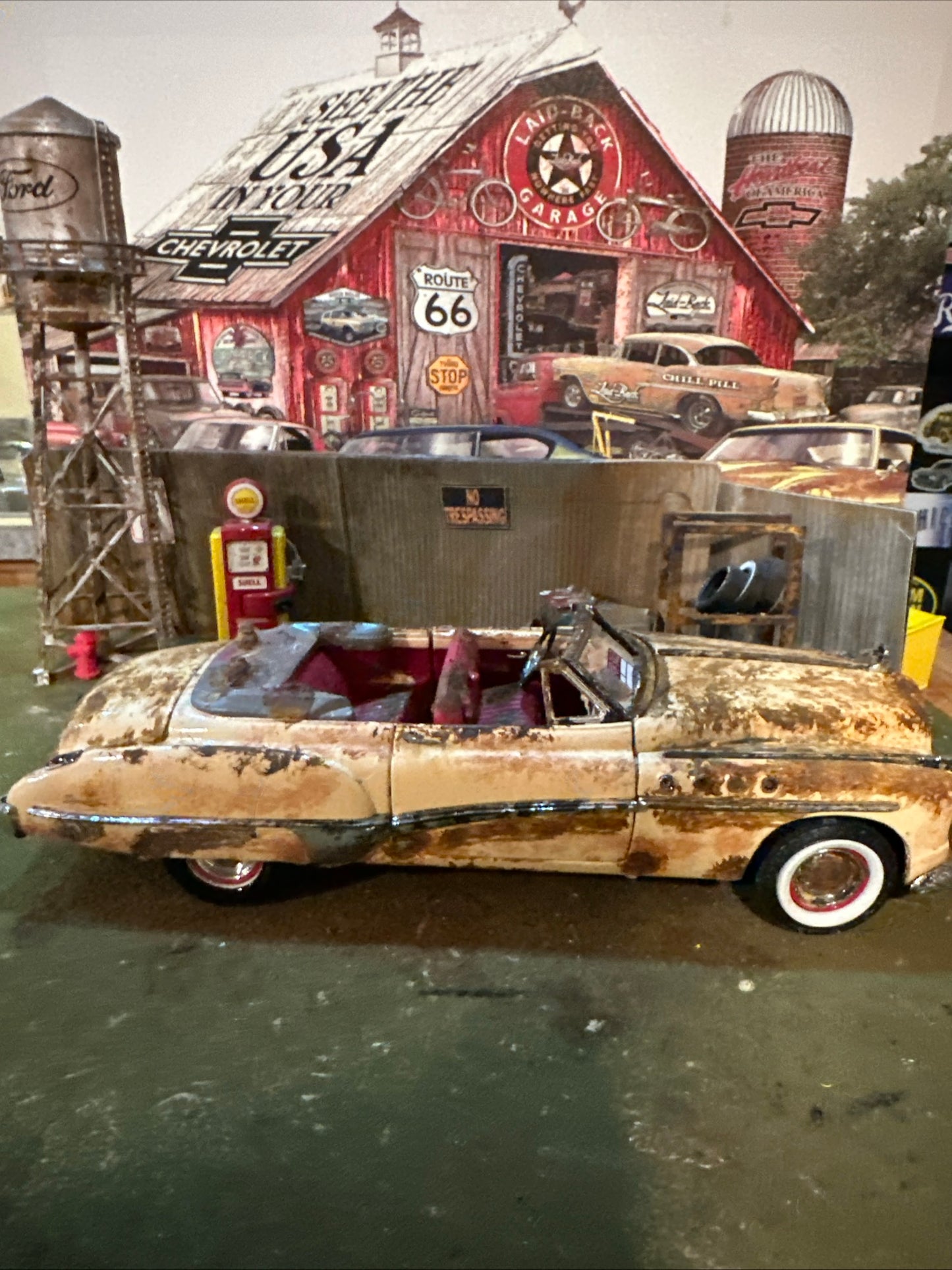 1949 Buick Roadmaster Convertible - Barn Find Cars - 1:18 DIECAST - Weathered