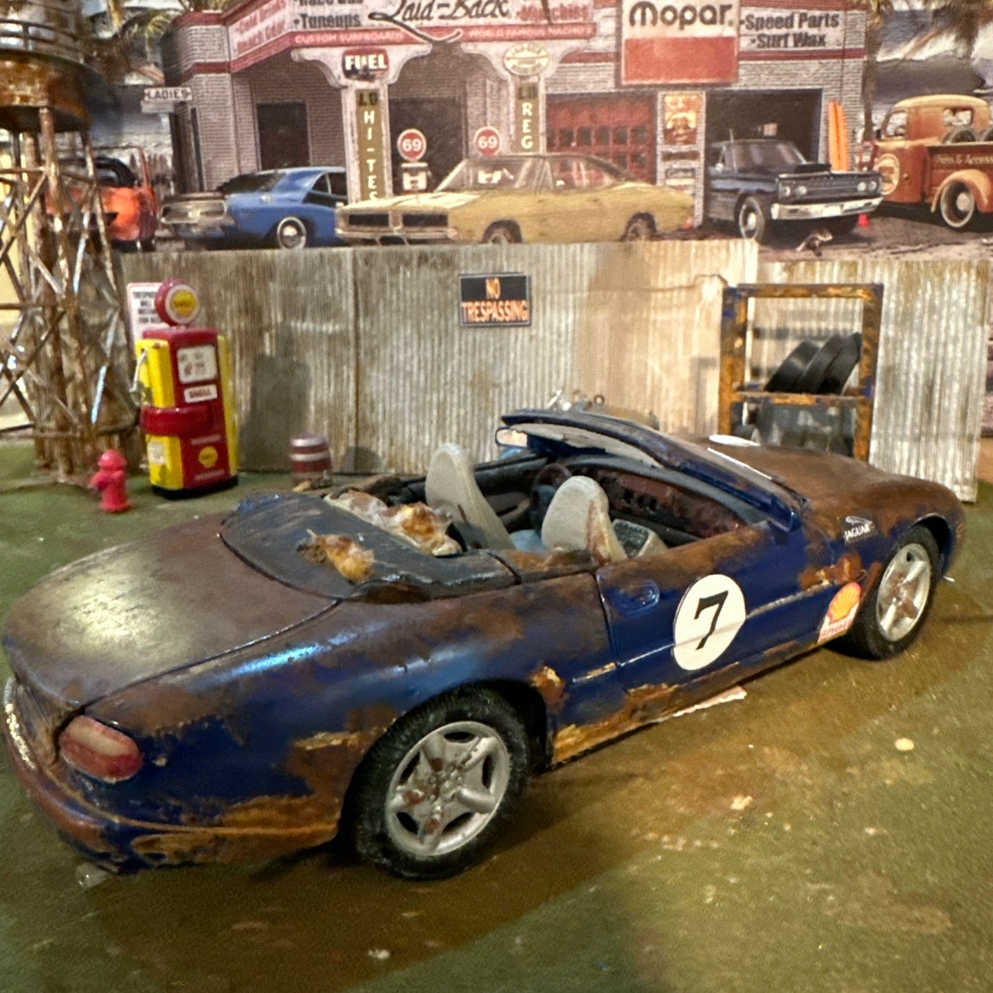 1996 Jaguar XK8 - Barn Find Cars - 1:18 DIECAST - Abused Race Car