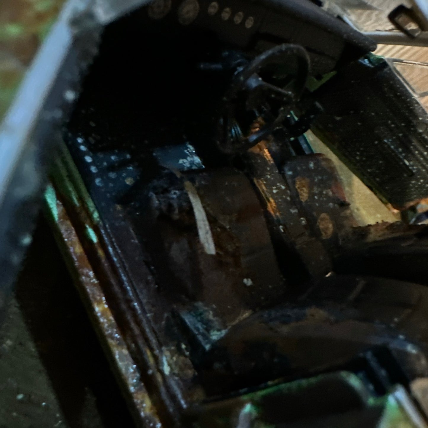 1969 Dodge Charger R/T - Barn Find Cars - 1:18 DIECAST - Weathered