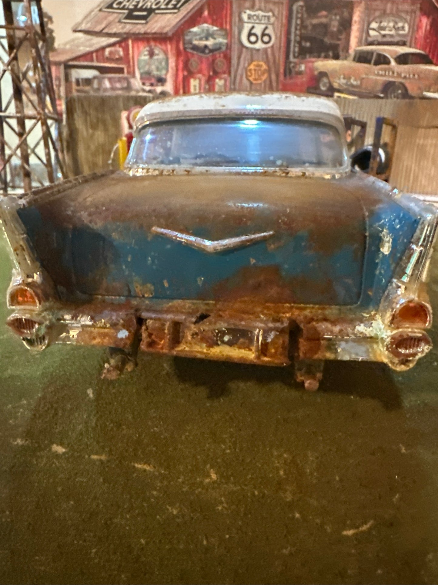 1957 Chevrolet Bel Air - Barn Find Cars - 1:18 DIECAST