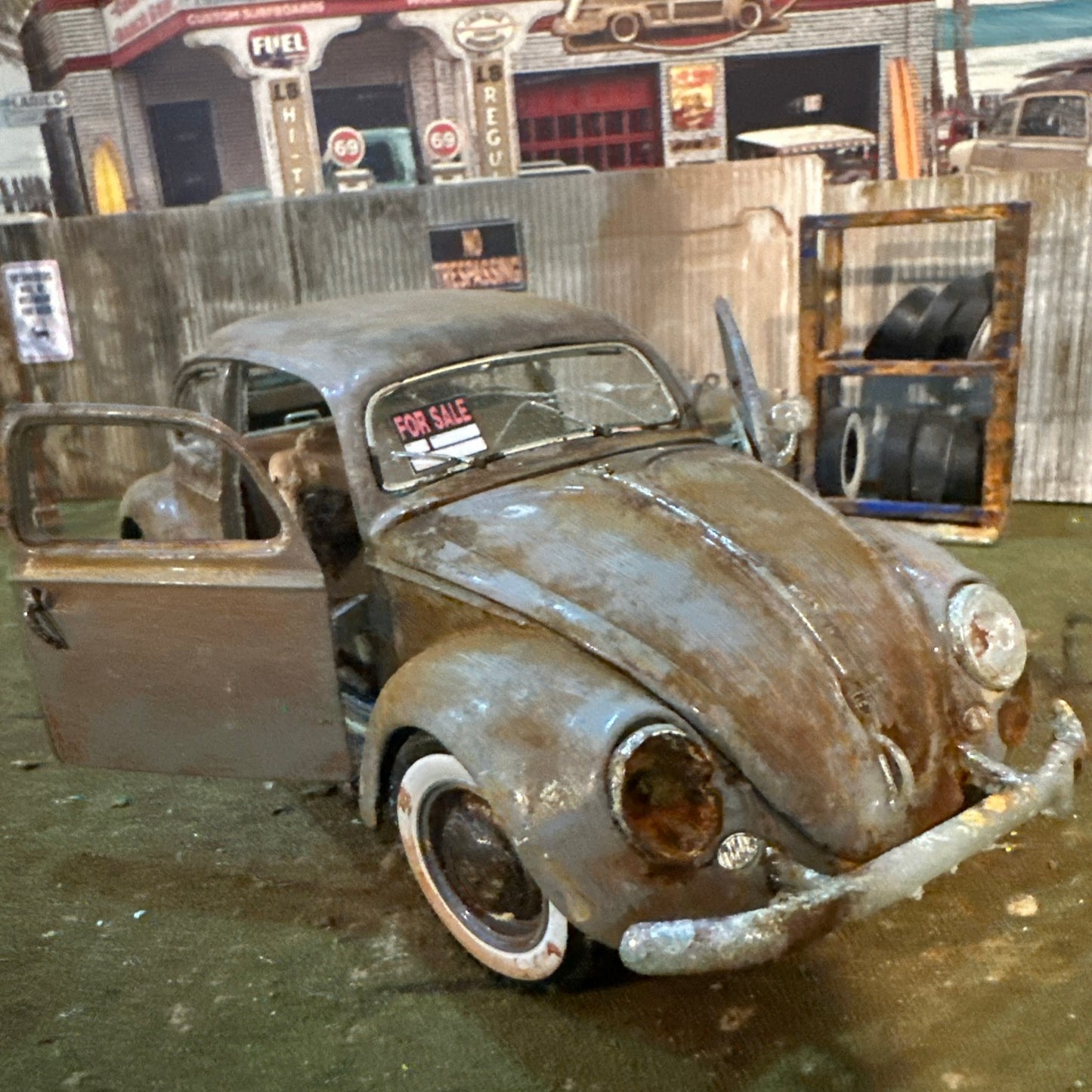 1955 Volkswagen VW Bug Beetle - Barn Find Cars - 1:18 DIECAST - Oval Window