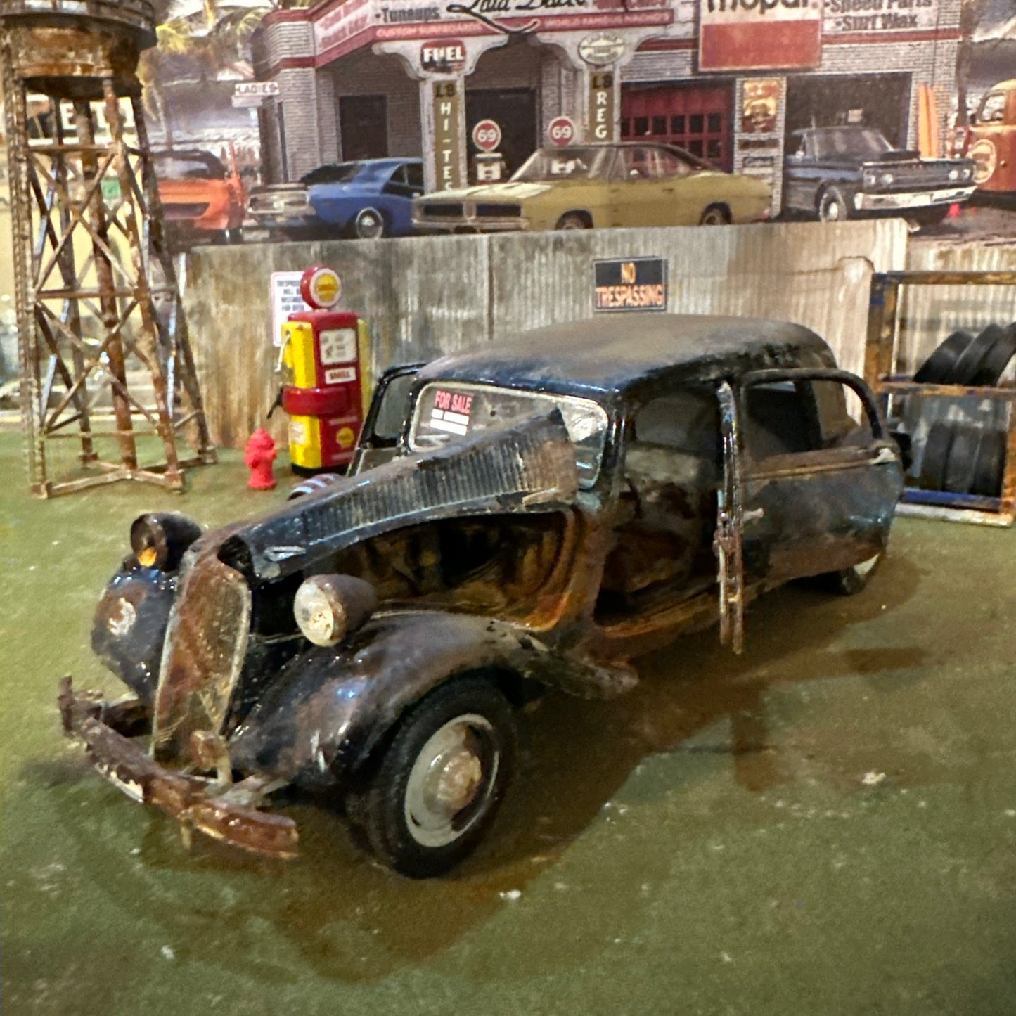 1952 Citroen T/A - Barn Find Cars - 1:18 DIECAST - Vietnam