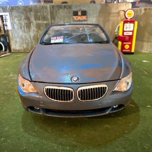 2005 BMW 645 Ci - Barn Find Cars - 1:18 DIECAST - abused