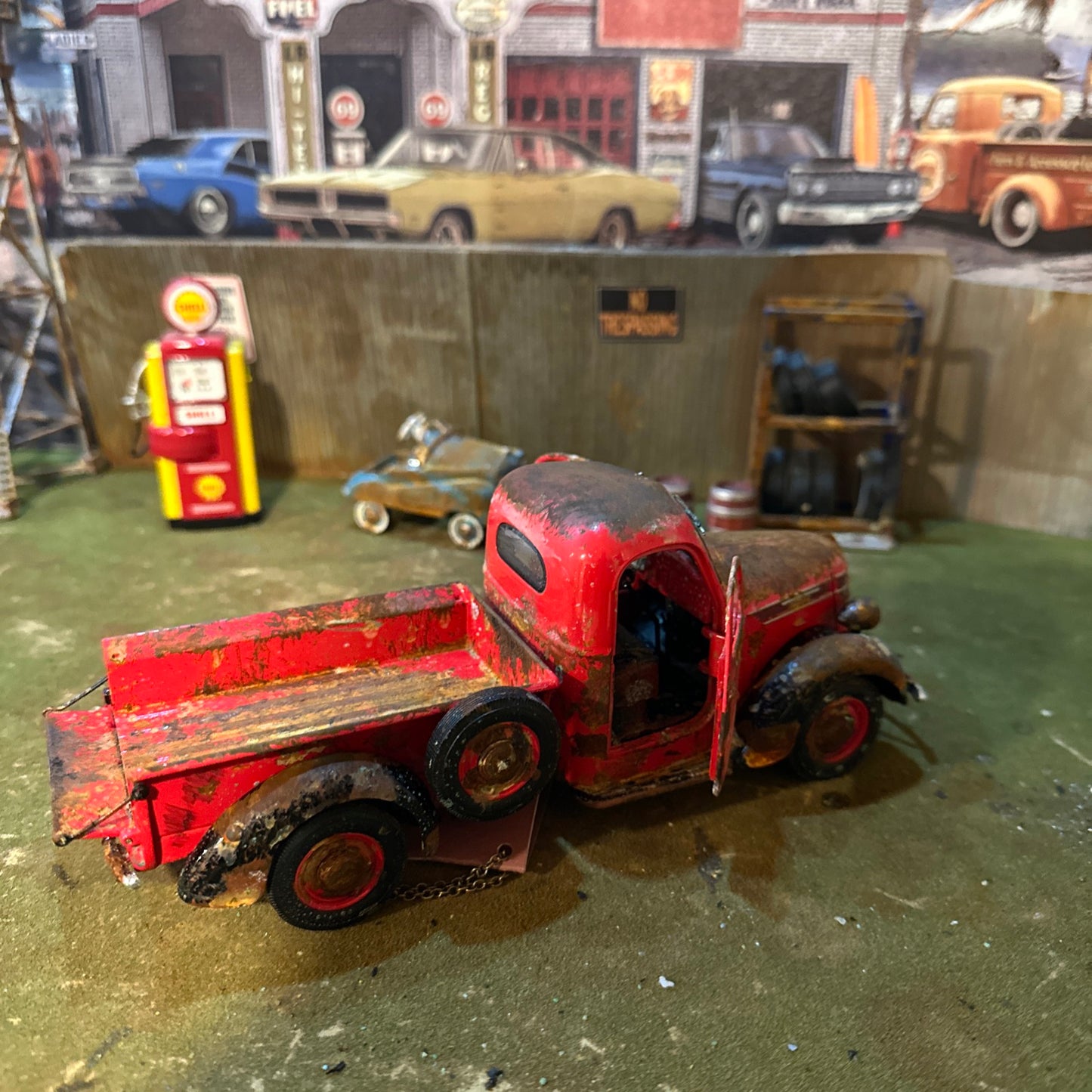 1938 International Harvester D2 Pickup Truck - Barn Find Cars - 1:25 DIECAST - weathered