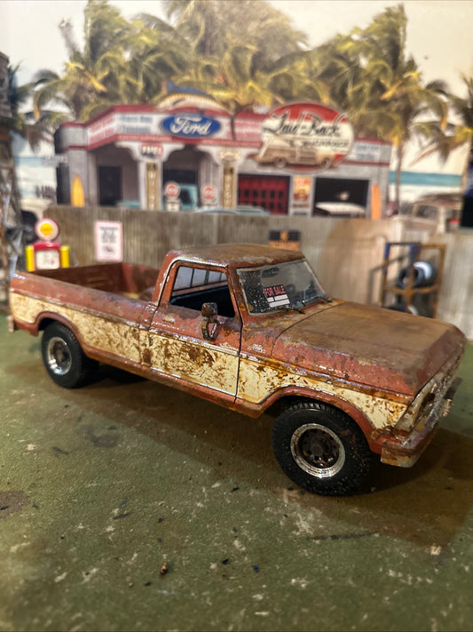 1979 Ford F150 Pickup Truck - Barn Find Cars - 1:18 DIECAST