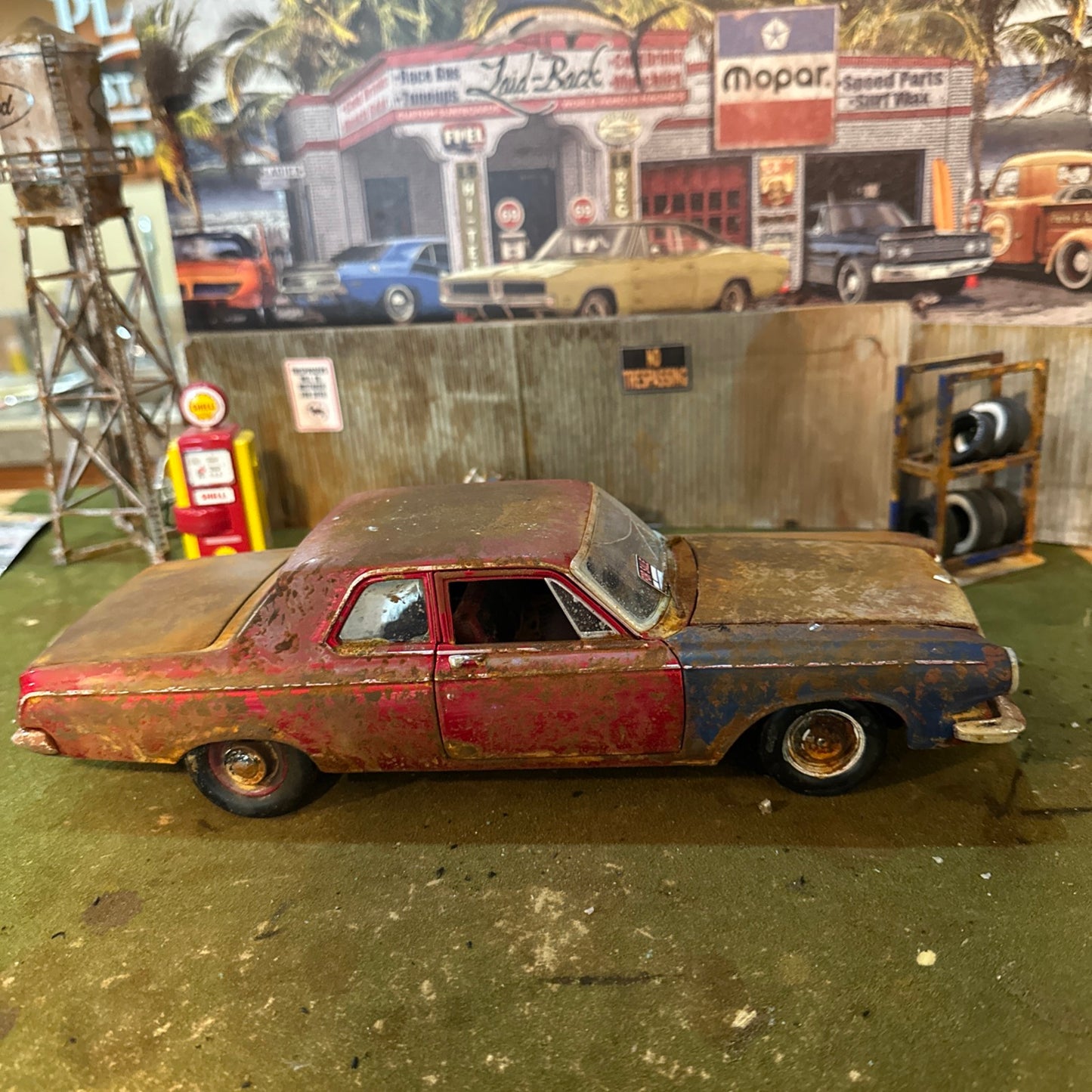 1963 Dodge 330 - Barn Find Cars - 1:18 DIECAST - weathered