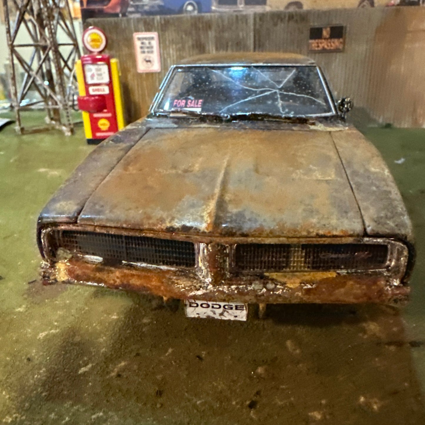 1969 Dodge Charger - Barn Find Cars - 1:18 DIECAST - weathered