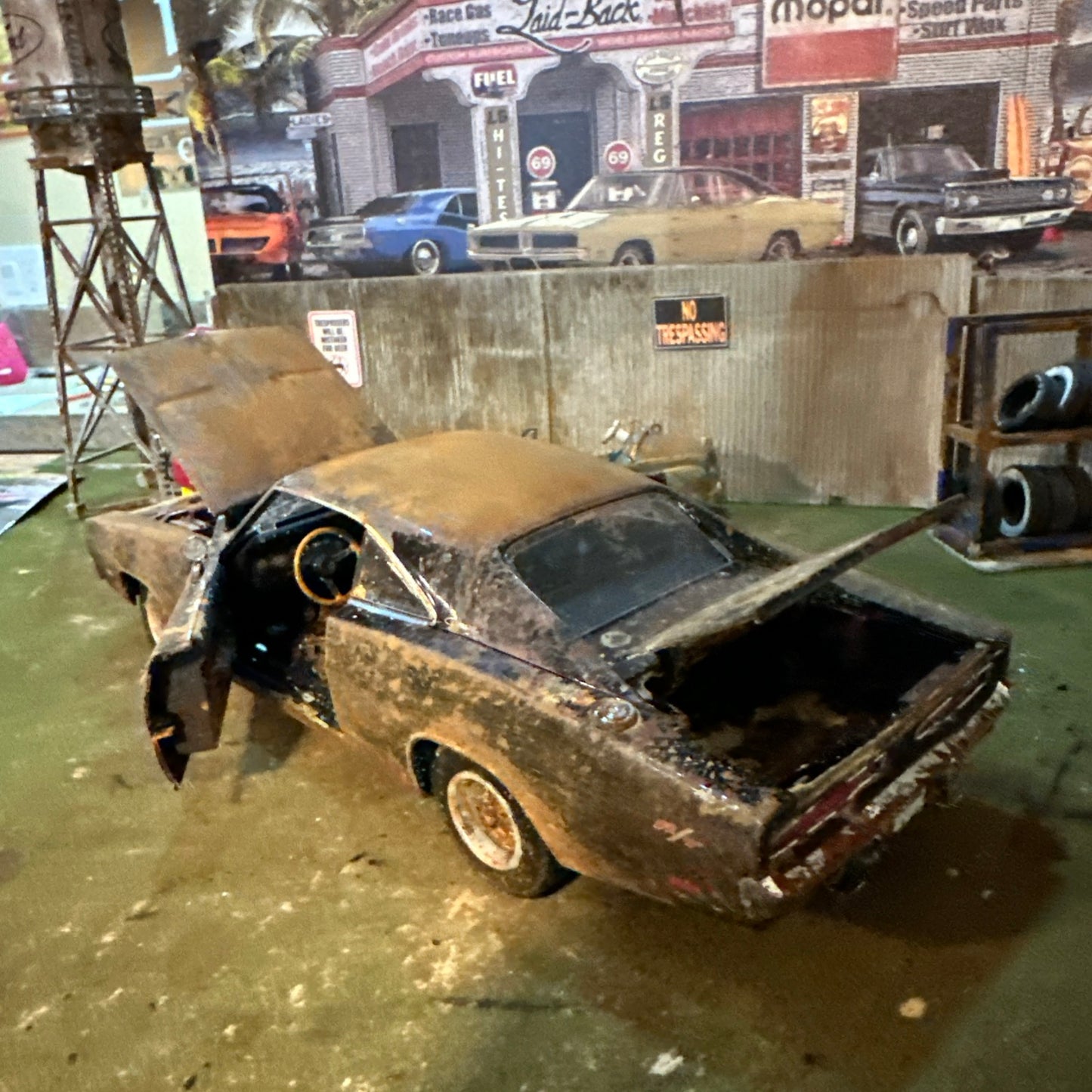 1969 Dodge Charger - Barn Find Cars - 1:18 DIECAST - weathered