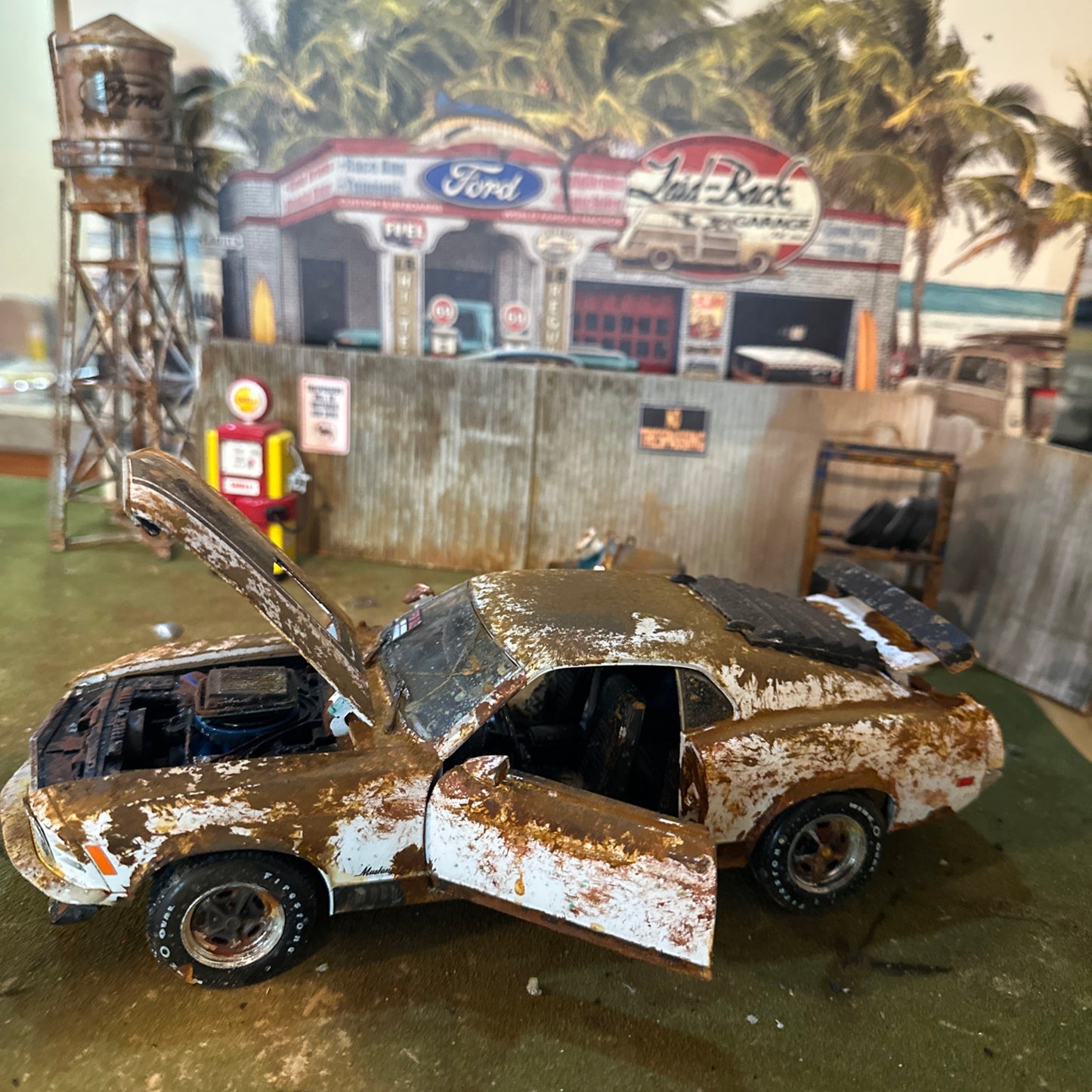 1970 Ford Mustang Mach 1 428 - Barn Find Cars - 1:18 DIECAST - Weathered