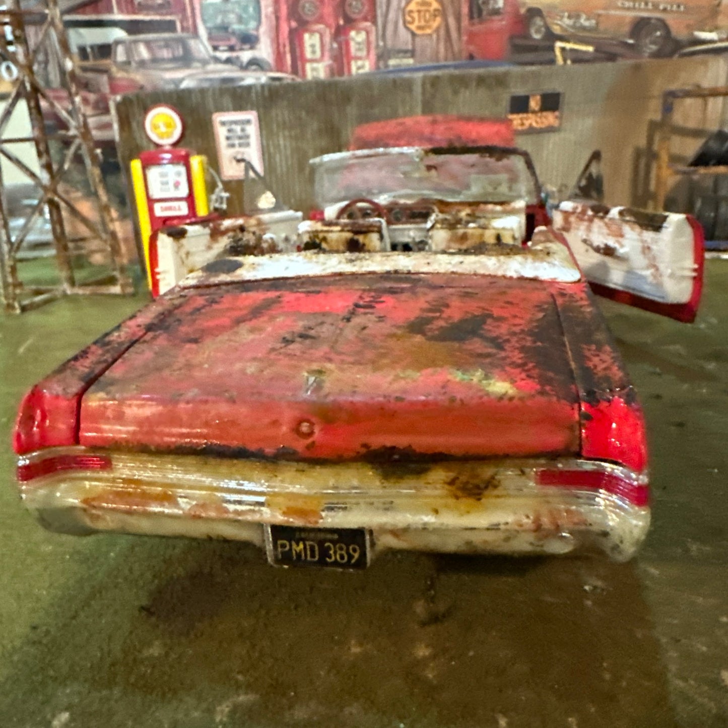 1965 Pontiac GTO - Barn Find Cars - 1:18 DIECAST - Weathered