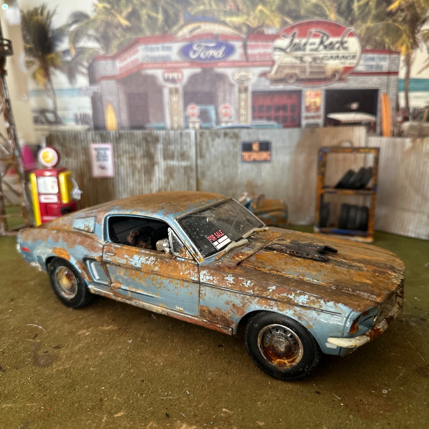 1968 Ford Mustang - Barn Find Cars - 1:18 DIECAST - Weathered