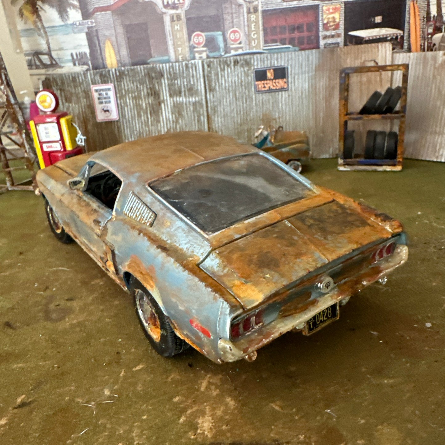 1968 Ford Mustang - Barn Find Cars - 1:18 DIECAST - Weathered