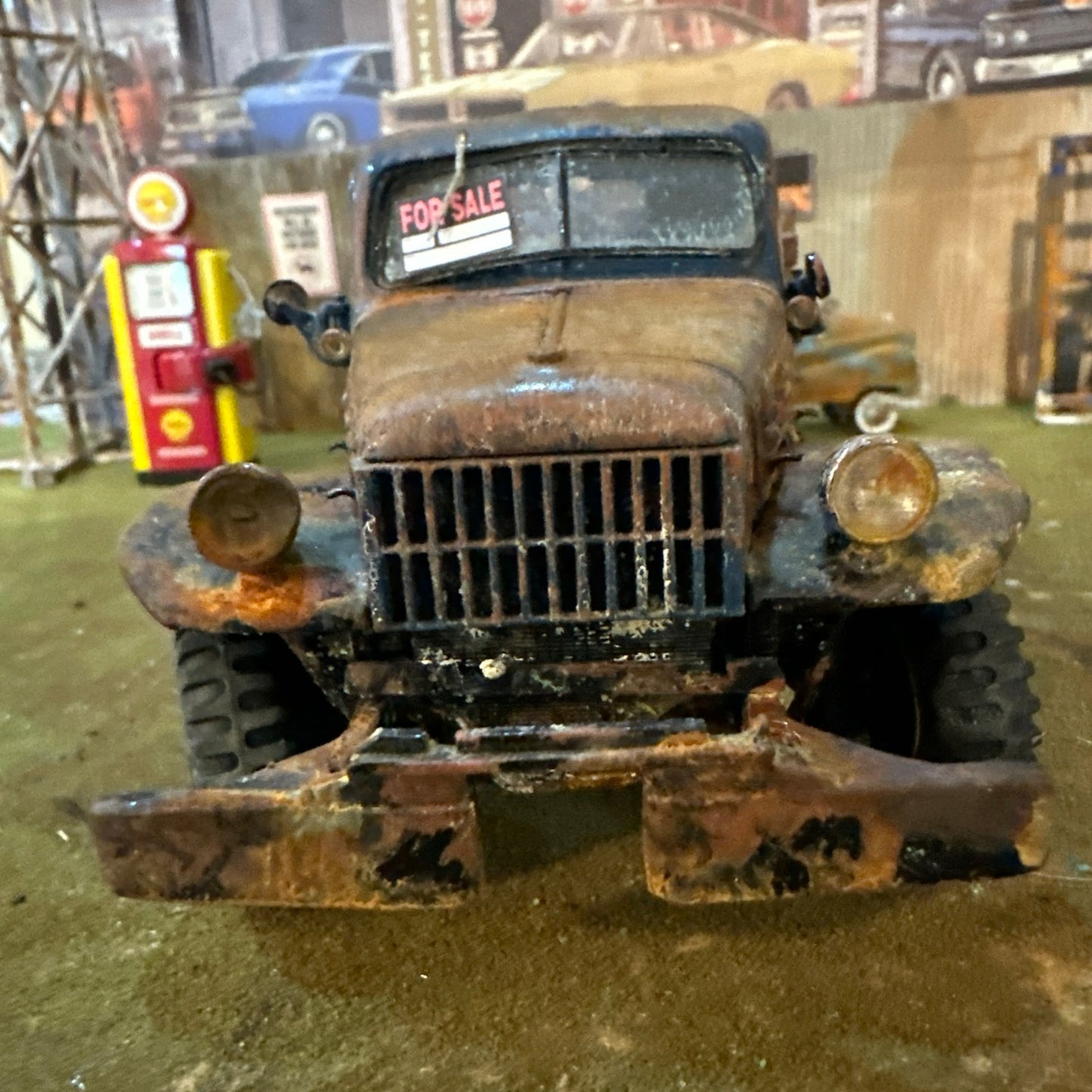 1946 Dodge Power Wagon Flatbed - Barn Find Cars - 1:24 DIECAST - Danbury Mint - Custom