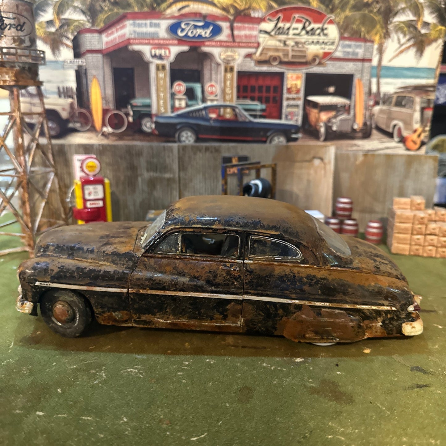 1949 Mercury - Barn Find Cars - 1:18 DIECAST - Ertl - James Dean