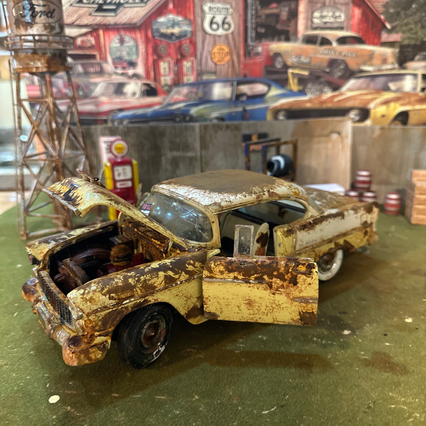 1955 Chevrolet Bel Air - Barn Find Cars - 1:18 DIECAST - Weathered