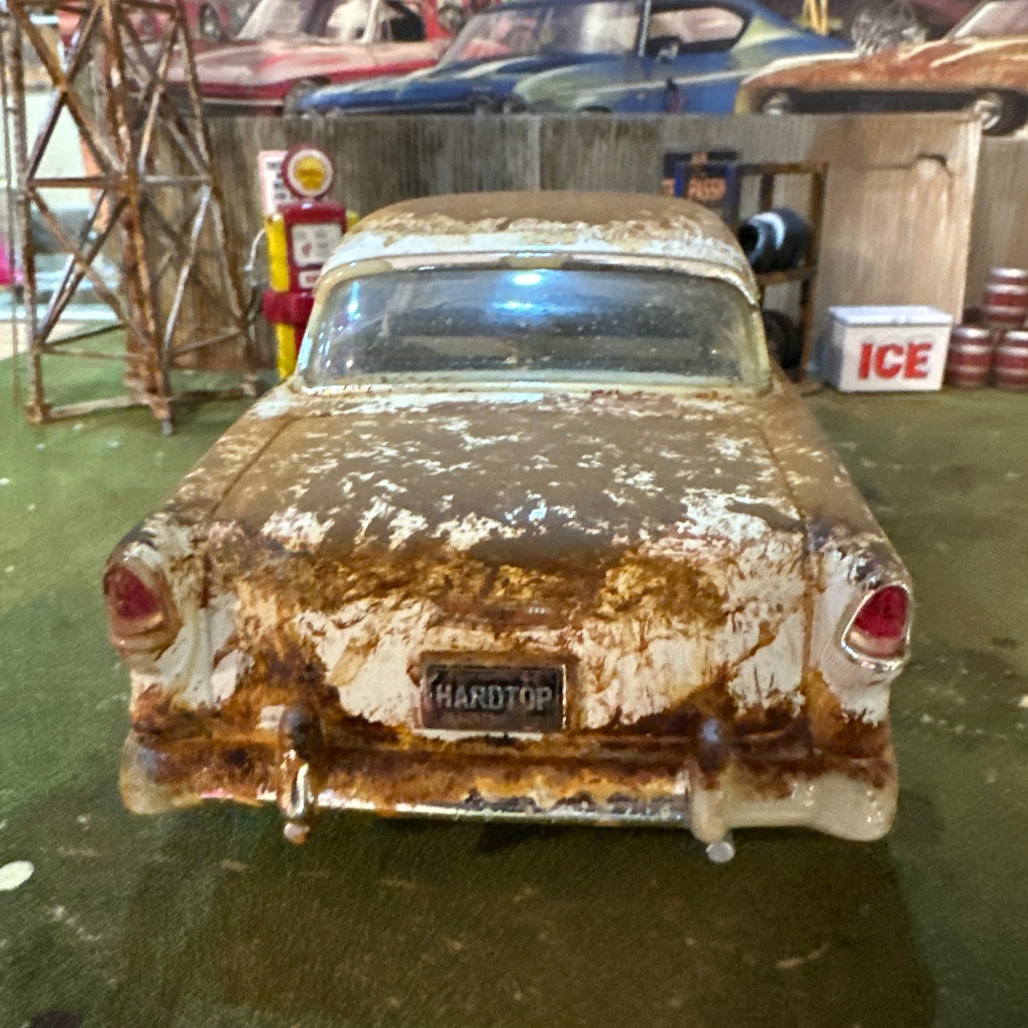 1955 Chevrolet Bel Air - Barn Find Cars - 1:18 DIECAST - Weathered