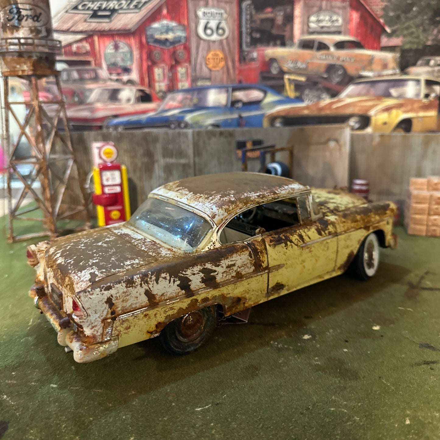 1955 Chevrolet Bel Air - Barn Find Cars - 1:18 DIECAST - Weathered
