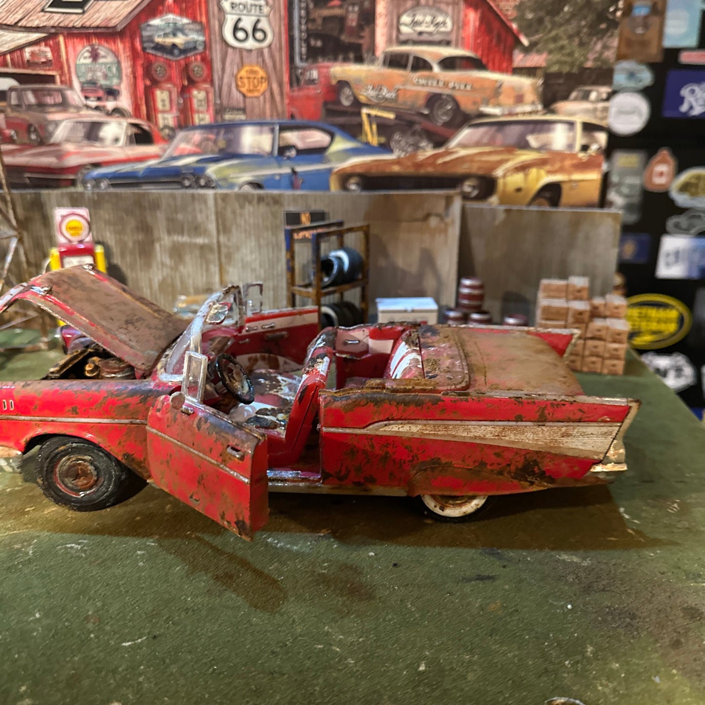 1957 Chevrolet Bel Air Convertible - Barn Find Cars - 1:18 DIECAST - Weathered