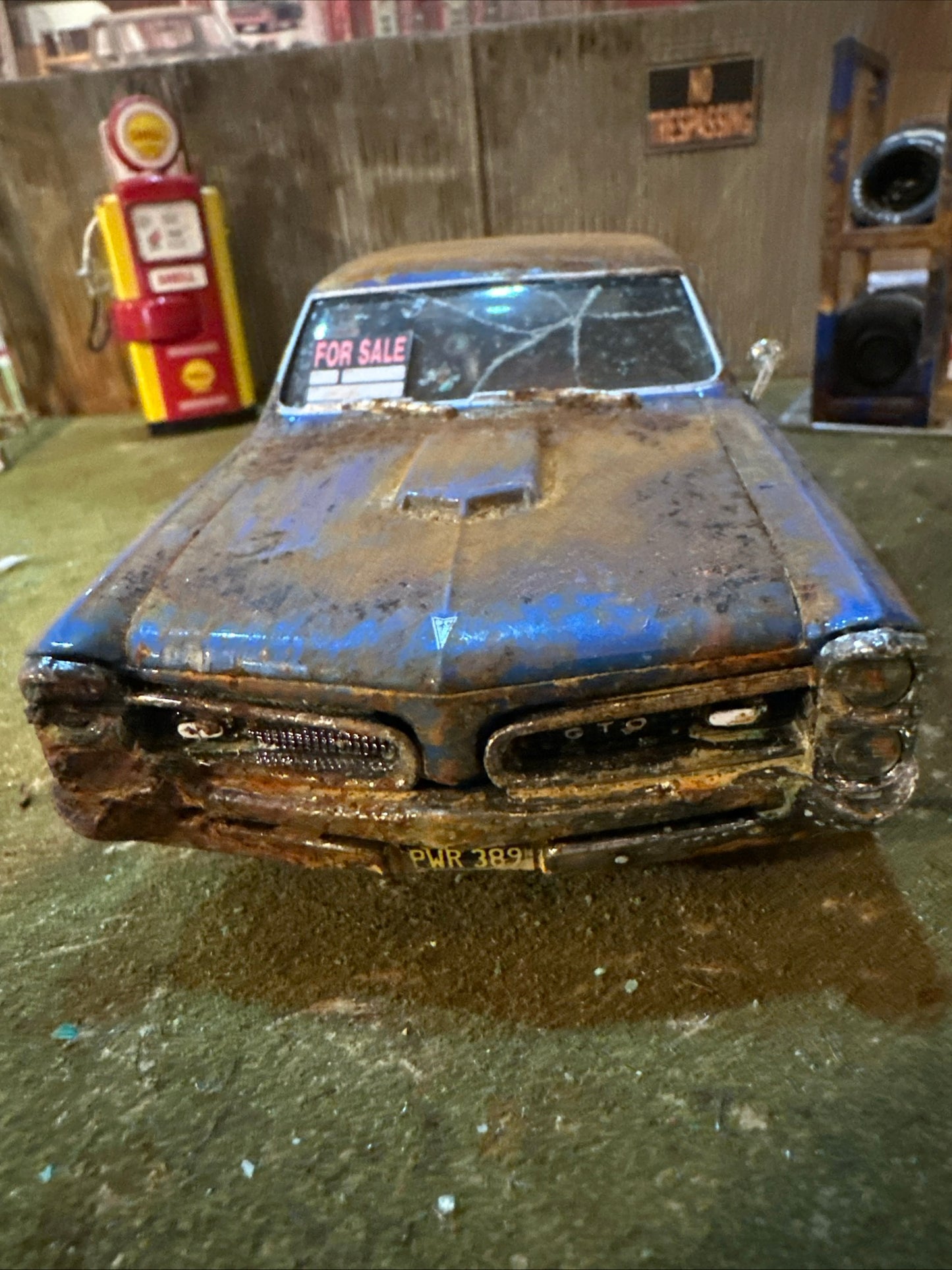1966 Pontiac GTO - Barn Find Cars - 1:24 DIECAST - Weathered