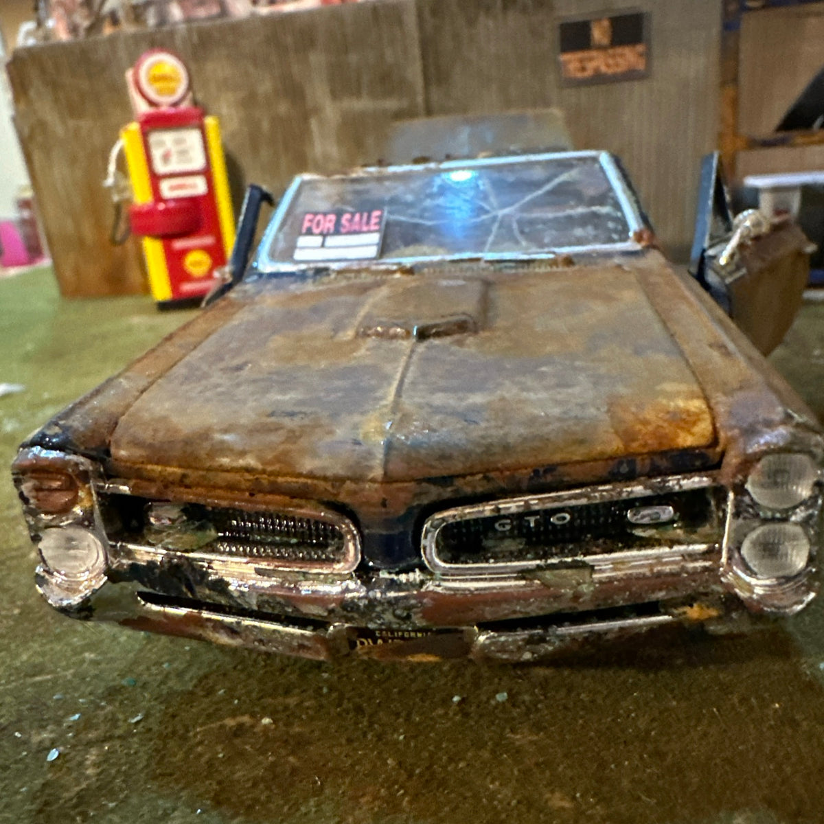 1966 Pontiac GTO - Barn Find Cars - 1:24 DIECAST - Rusted