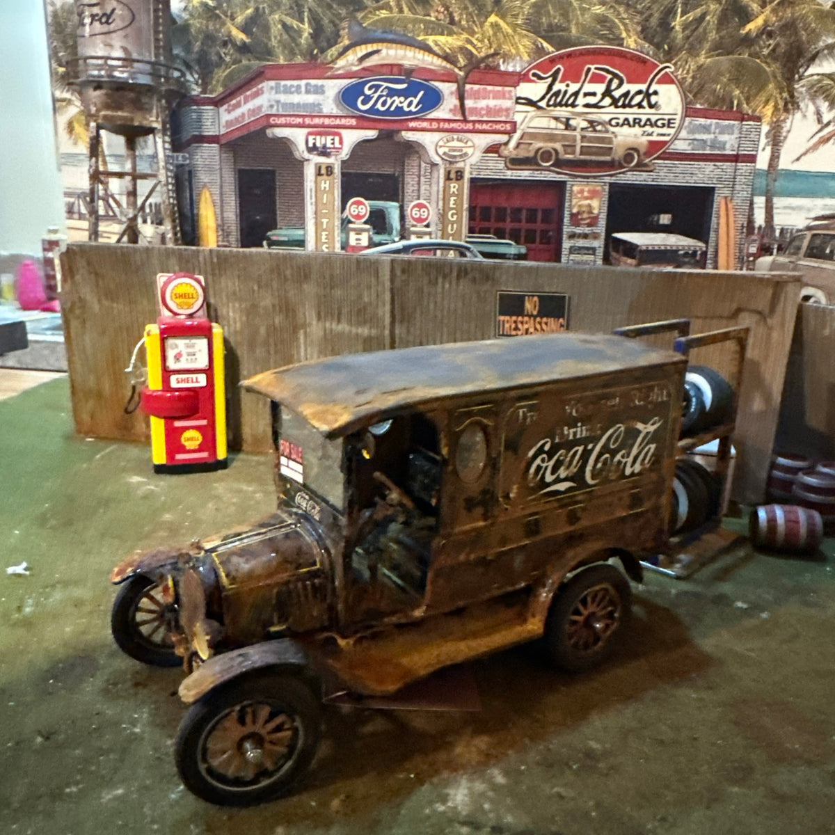 1925 Ford Truck - Barn Find Cars - 1:24 DIECAST - Danbury Mint - Coca Cola