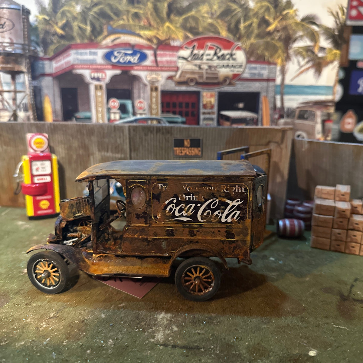1925 Ford Truck - Barn Find Cars - 1:24 DIECAST - Danbury Mint - Coca Cola