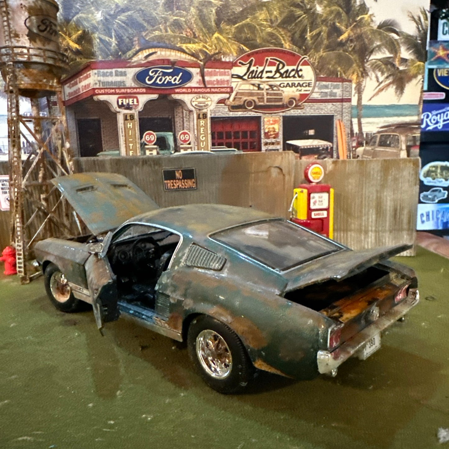 1967 Ford Mustang - Green - Barn Find Cars - 1:18 DIECAST