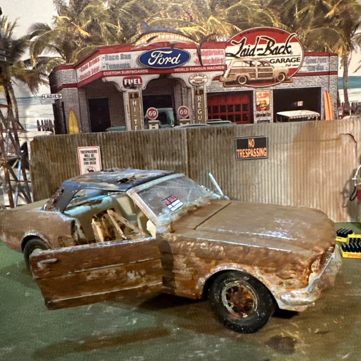 1965 Ford Mustang - Barn Find Cars - 1:18 DIECAST - Weathered