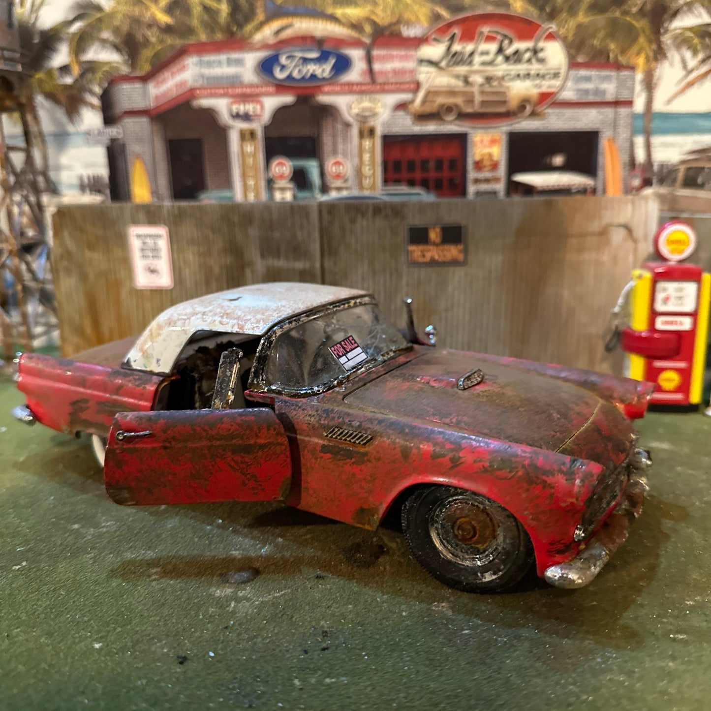 1955 Ford Thunderbird - Barn Find Cars - 1:18 DIECAST - Weathered