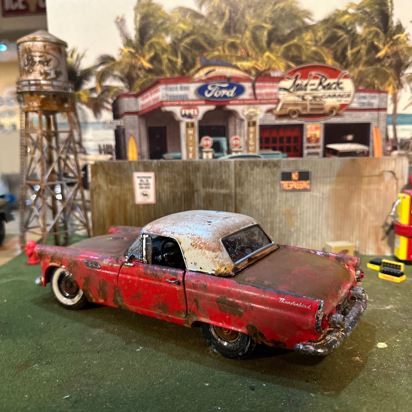 1955 Ford Thunderbird - Barn Find Cars - 1:18 DIECAST - Weathered