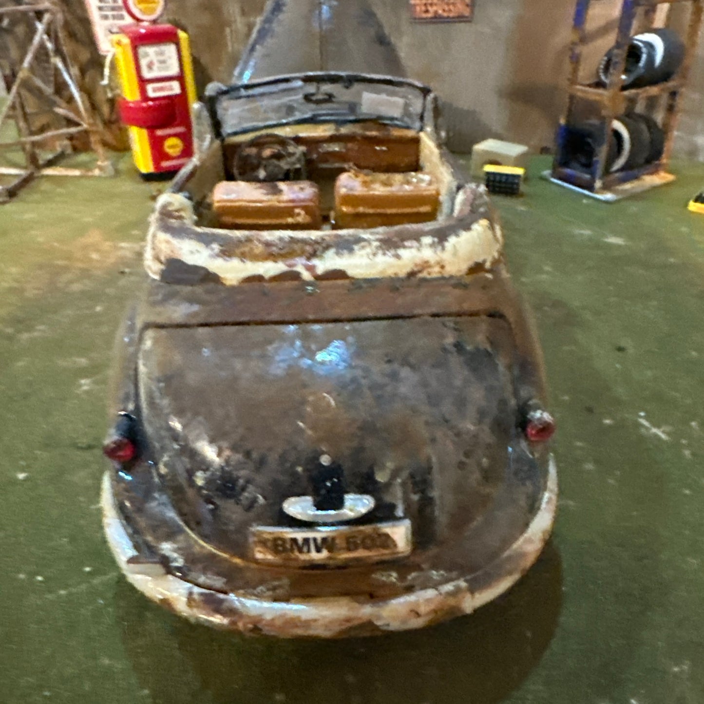 1955 BMW 502 - Barn Find Cars - 1:18 DIECAST - Weathered