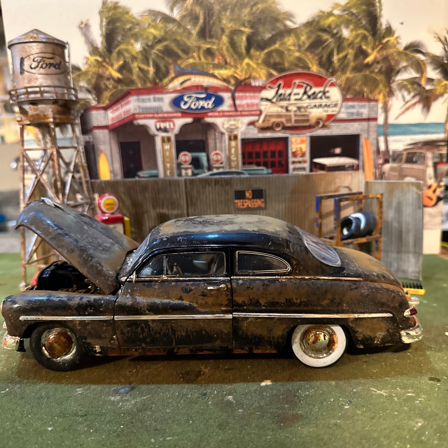 1949 Mercury Coupe’ - Barn Find Cars - 1:18 DIECAST - Weathered - Ertl
