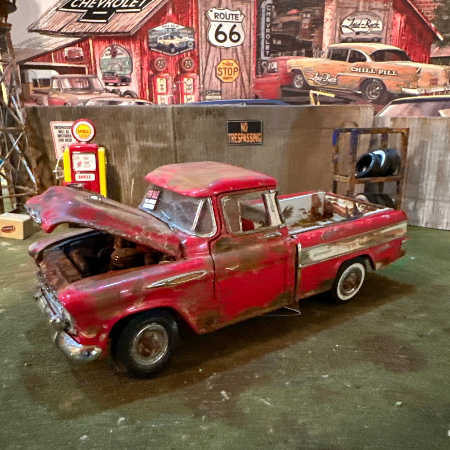 1957 Chevrolet Cameo Pickup Truck - Barn Find Cars - 1:24 DIECAST - Danbury Mint