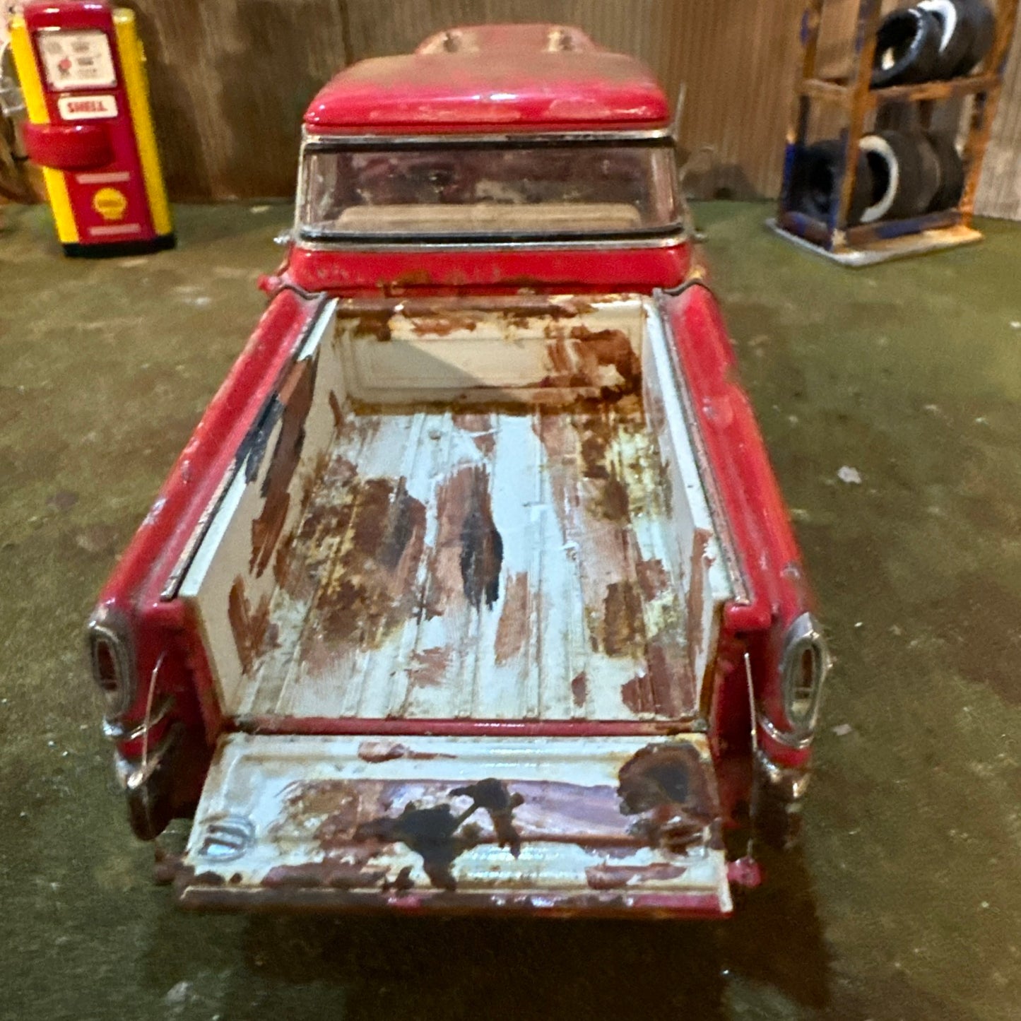 1957 Chevrolet Cameo Pickup Truck - Barn Find Cars - 1:24 DIECAST - Danbury Mint