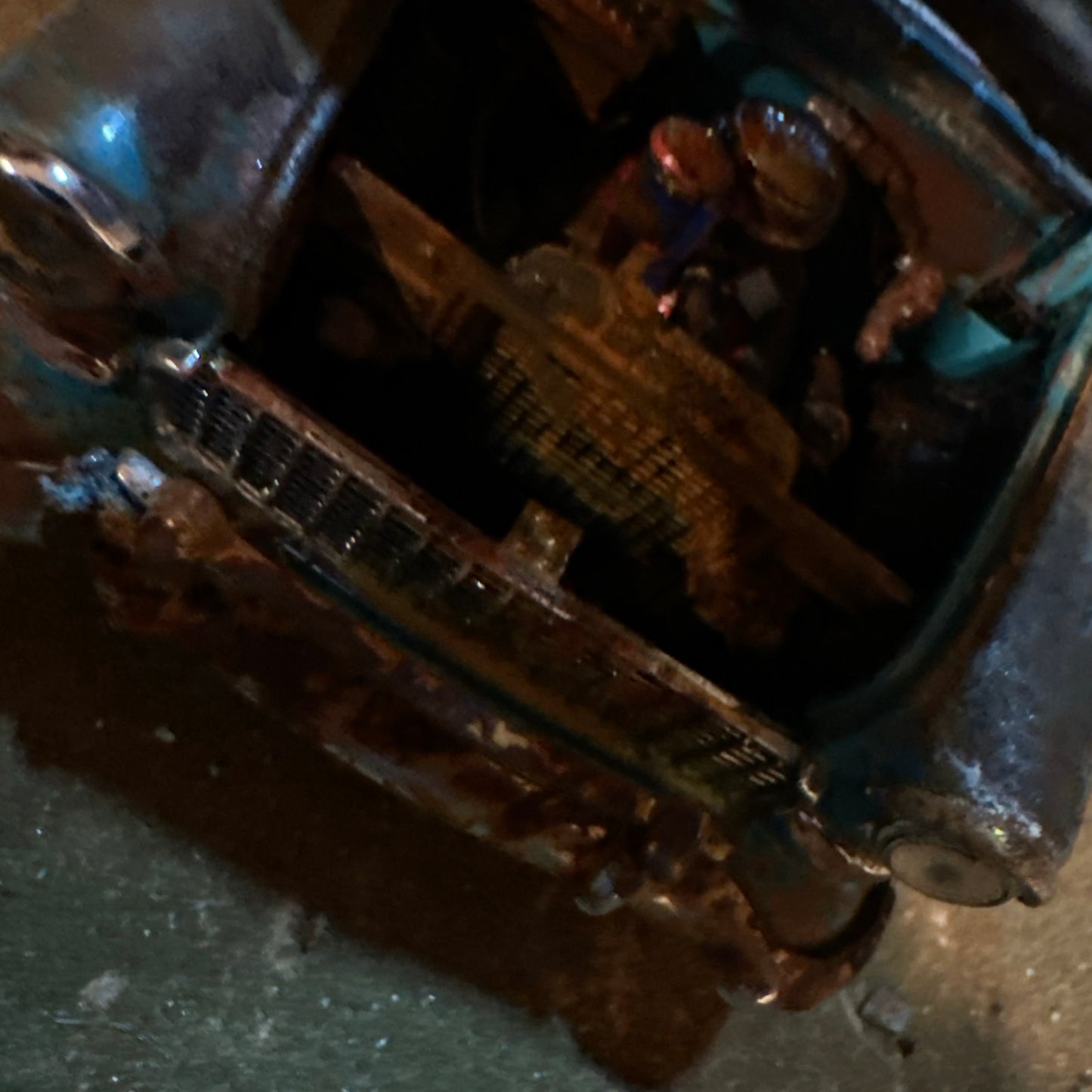 1955 Chevrolet Nomad - Barn Find Cars - 1:24 DIECAST - Danbury Mint - Weathered