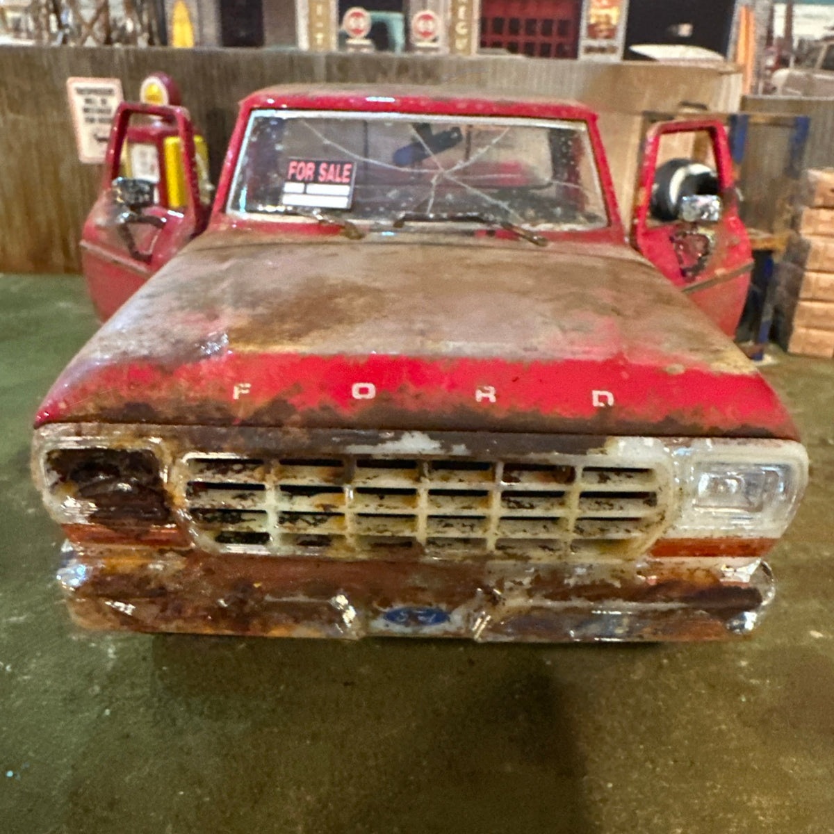 1979 Ford F150 pickup Truck - Barn Find Cars - 1:18 DIECAST - Weathered