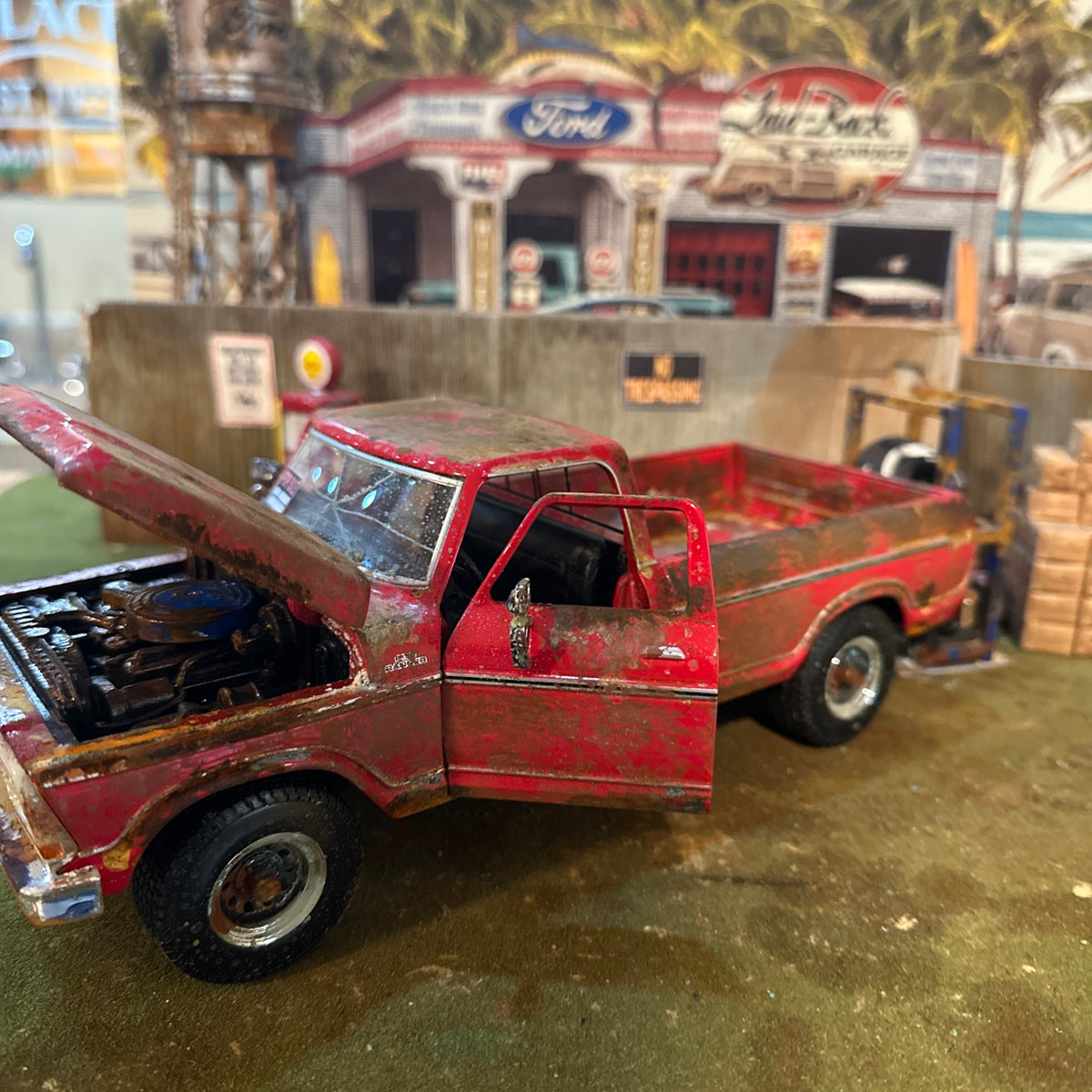 1979 Ford F150 pickup Truck - Barn Find Cars - 1:18 DIECAST - Weathered
