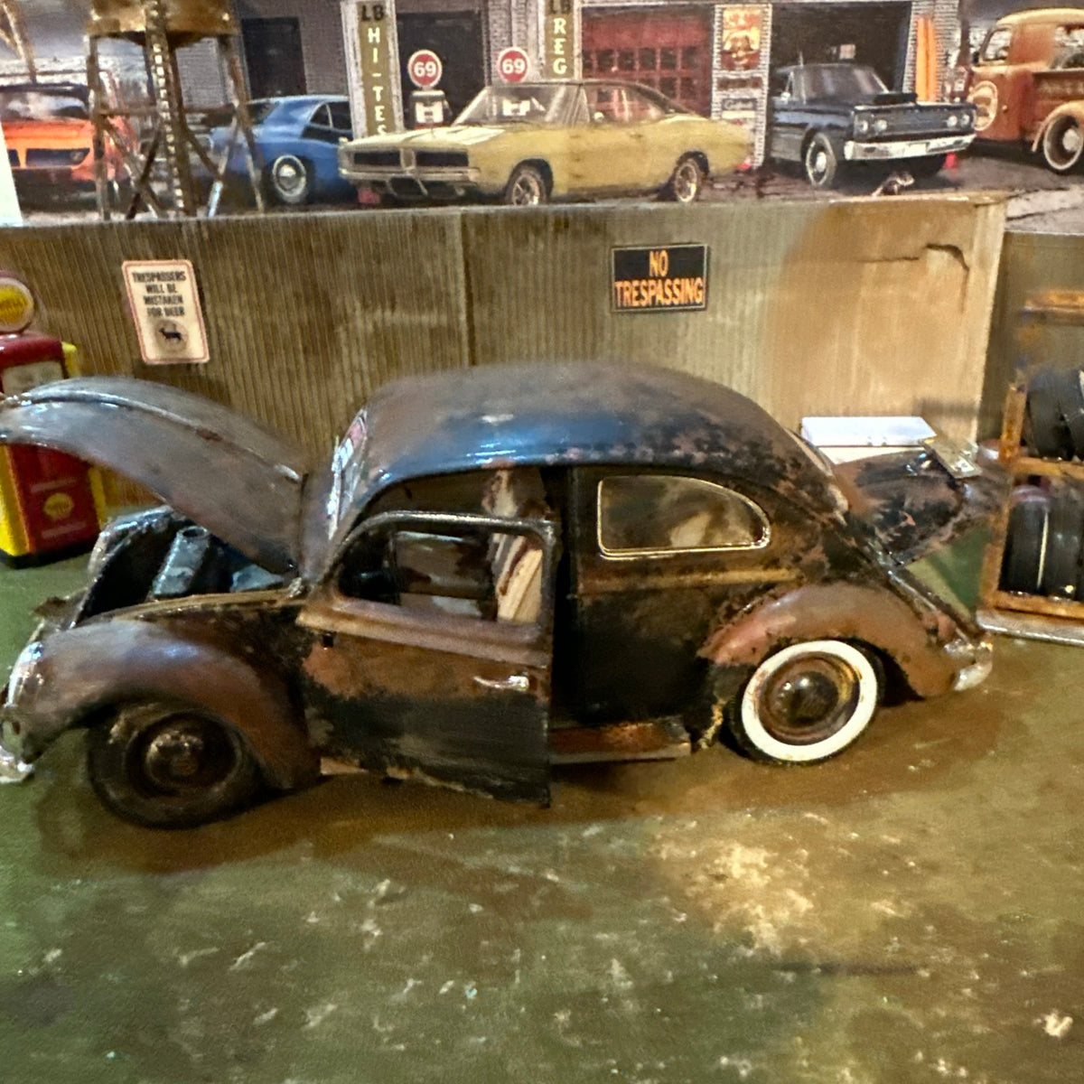 1955 VW Bug - Barn Find Cars - 1:18 DIECAST - Westhered
